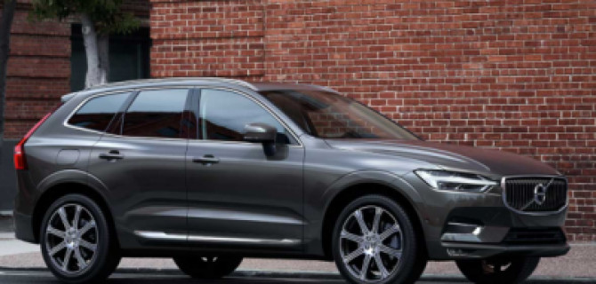 Volvo XC60 получил в Нью-Йорке приз как "Всемирный автомобиль года"