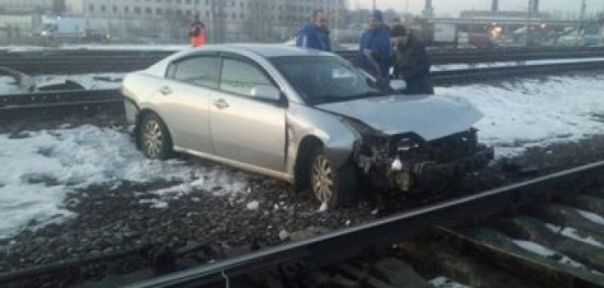 Два человека пострадали в ДТП в Невском районе Петербурга