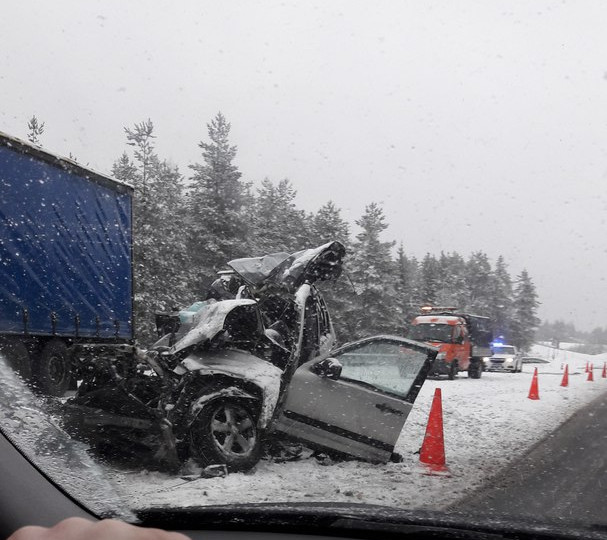 Водитель погиб в ДТП с фурой на «Скандинавии» (2)