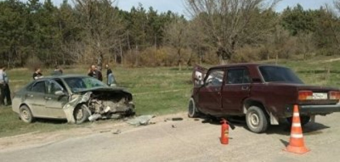 В лобовом ДТП в Белогорском районе погиб человек
