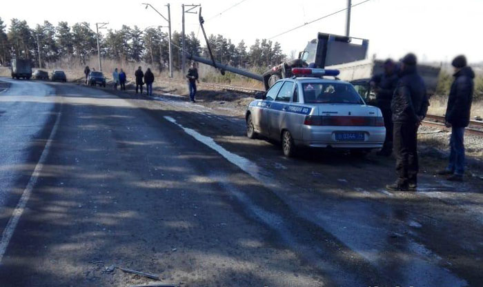 Отец и дочь погибли в ДТП с большегрузом в Троицком районе (1)