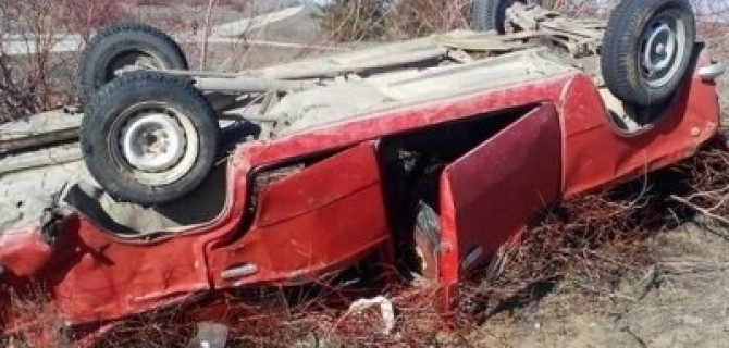 Пять человек пострадали при опрокидывании ВАЗа в Волгоградской области