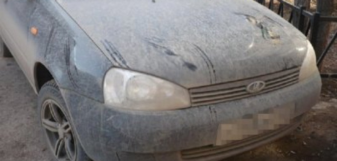 В Башкирии женщина-водитель сбила двух школьниц и скрылась