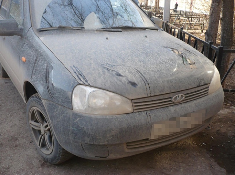 В Башкирии женщина-водитель сбила двух школьниц и скрылась (2)