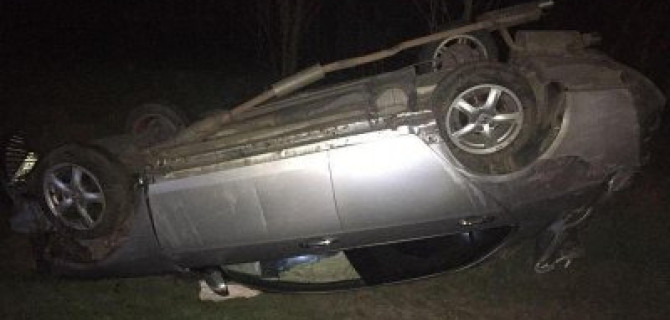 Трое молодых людей пострадали в ДТП с опрокинувшейся иномаркой на Кубани