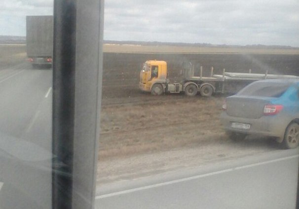 Велосипедист и водитель фуры погибли в ДТП под Новосибирском