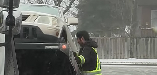 В Торонто ледяной дождь стал причиной множества ДТП за сутки