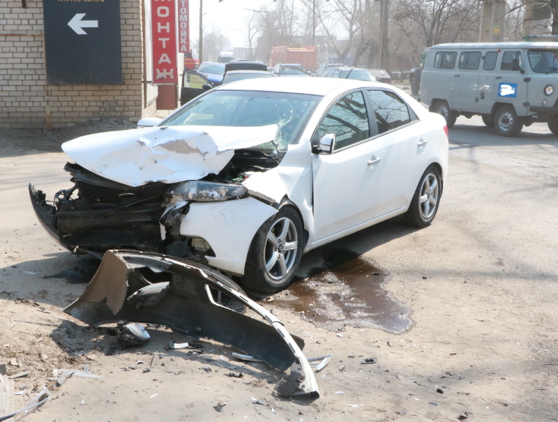 В Тамбове в ДТП пострадала женщина