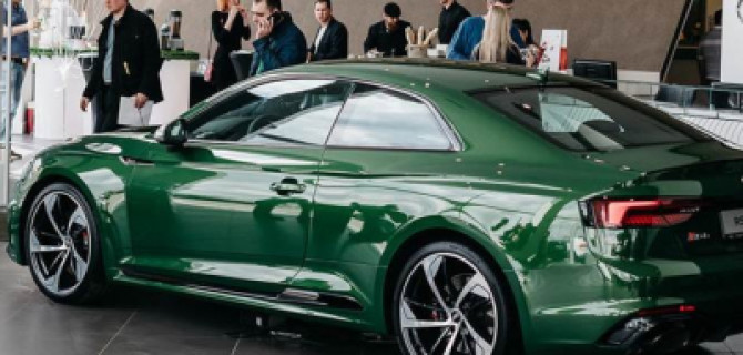 Встреча на молекулярном уровне: поклонники Audi освоили молекулярную кухню в Ауди Центре Восток