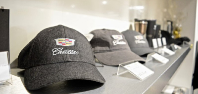 Оригинальные аксессуары Cadillac в АВИЛОН. Не ищите повода для покупки!