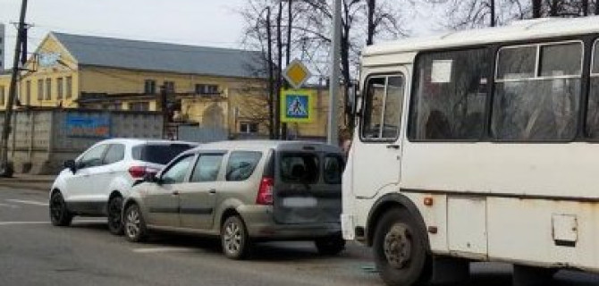 В Иванове женщина начала рожать после ДТП