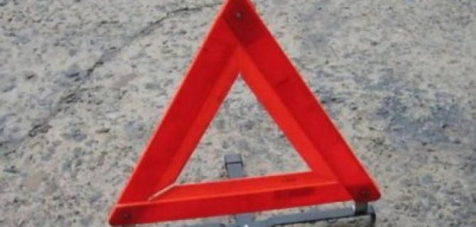 Женщина погибла в опрокинувшейся иномарке в Новосергиевском районе