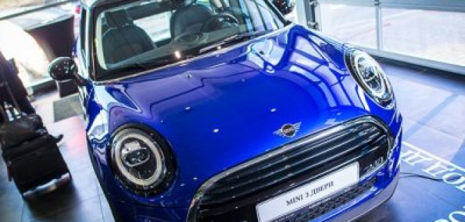 НОВЫЙ MINI И ЦЕЛАЯ СТЕНА ПОНЧИКОВ В АДВАНС-АВТО