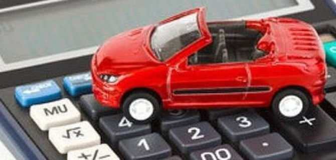 В России более половины автомобилей снова покупается в кредит