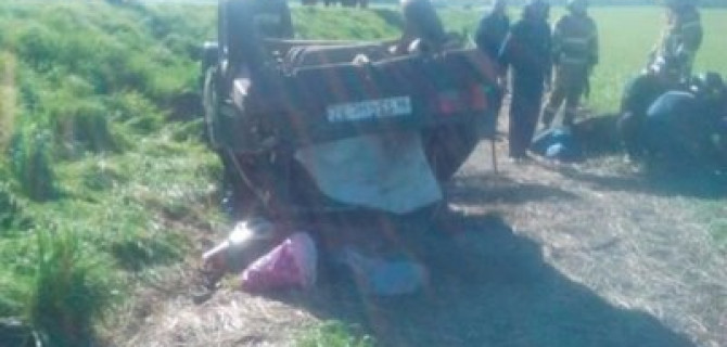 Два человека пострадали в опрокинувшемся автомобиле на трассе «Орел-Ефремов»