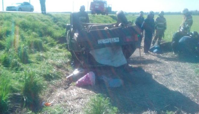 Два человека пострадали в опрокинувшемся автомобиле на трассе «Орел-Ефремов»