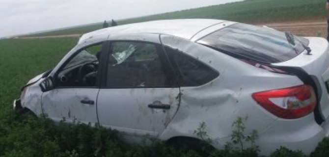 На Ставрополье 12-летний ребенок вылетел из окна машины и погиб