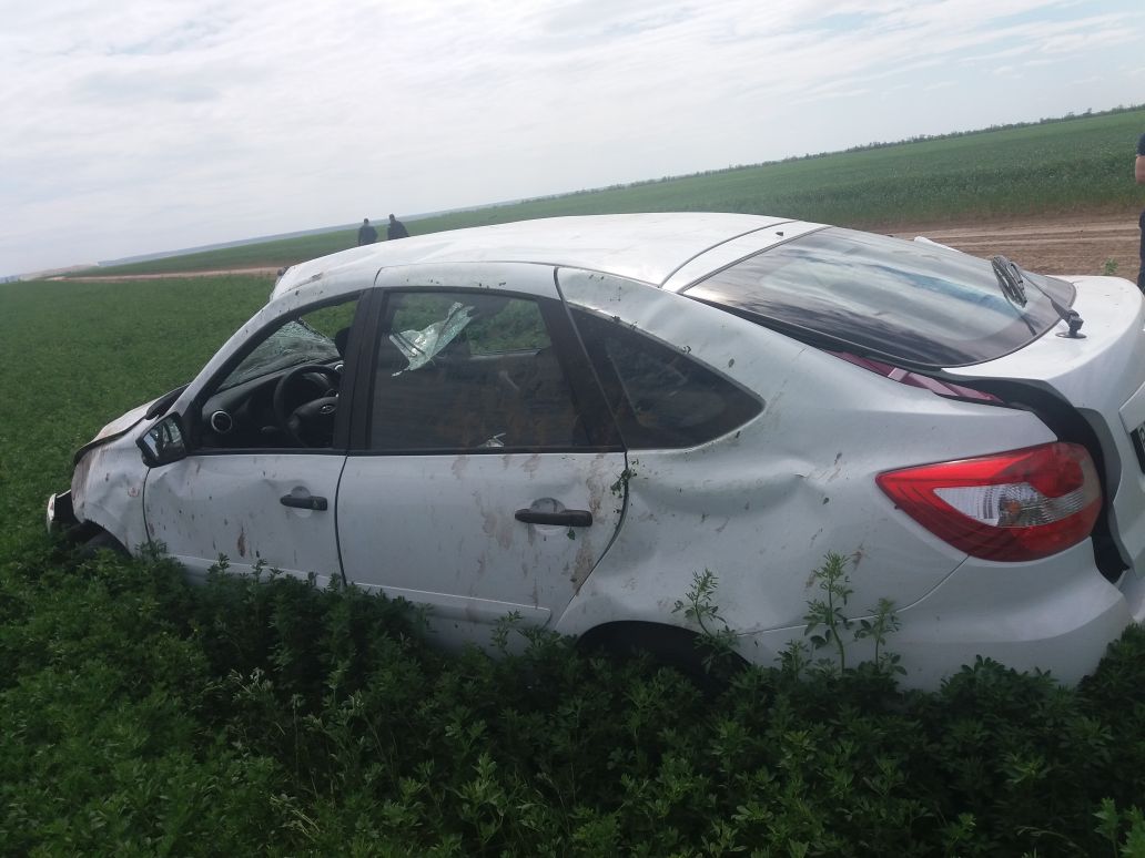 На Ставрополье 12-летний ребенок вылетел из окна машины и погиб (1)