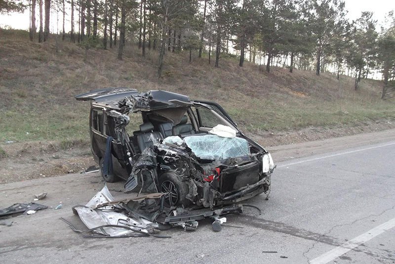 Два человека погибли в ДТП с КамАЗом под Иркутском (1)