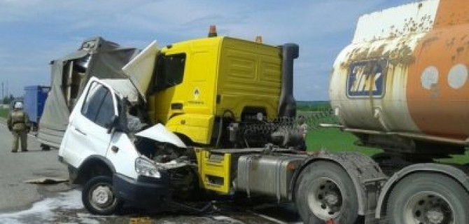 Молодой водитель «Газели» погиб в ДТП под Марксом