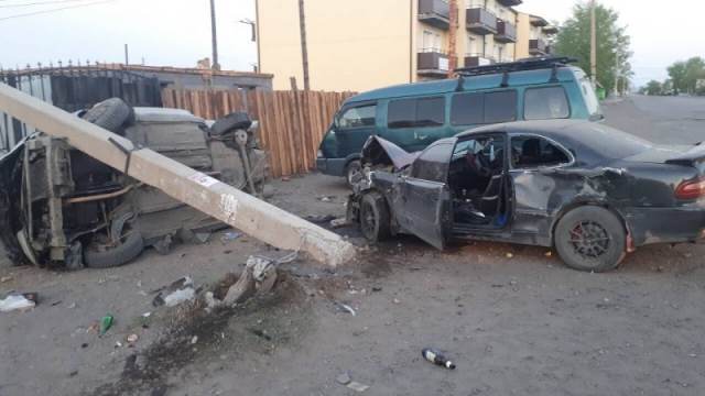 В Бурятии водитель насмерть сбил двух человек и скрылся (2)