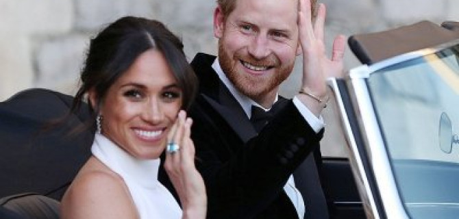 На свадьбу принца Гарри подарили Jaguar под цвет кольца принцессы