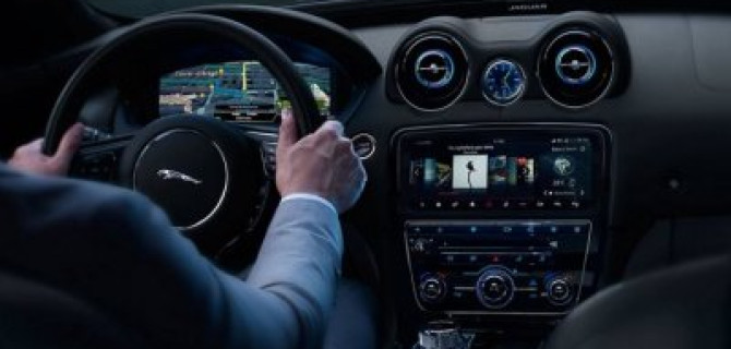 Jaguar отпраздновал юбилей седана XJ выпуском новой модификации