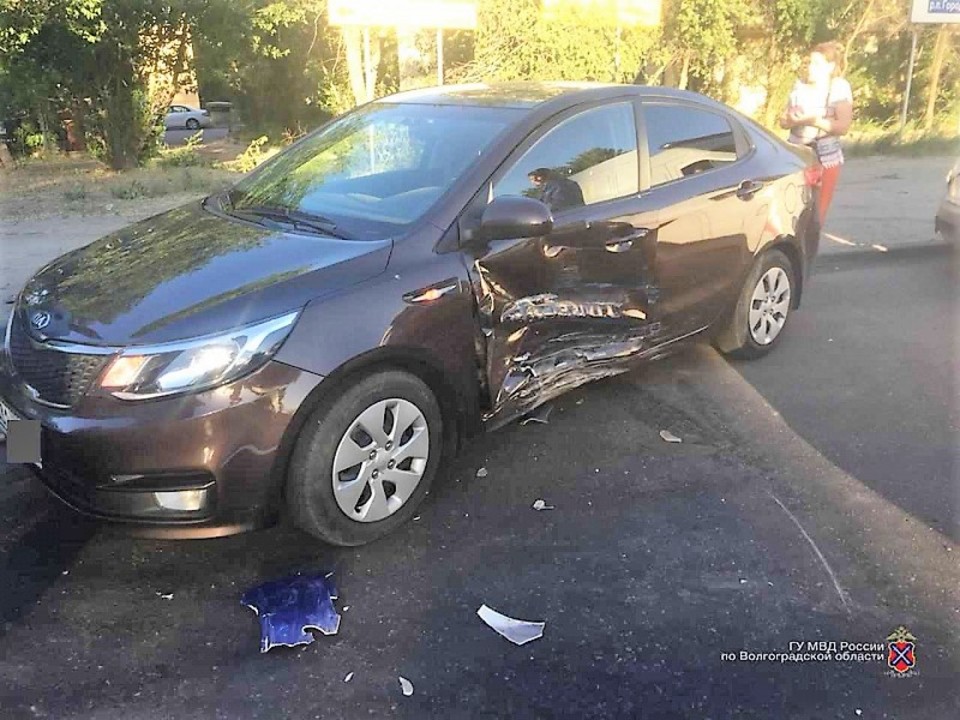 Три человека пострадали в ДТП в Волгограде (1)