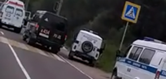 В Тынде мусоровоз сбил женщину с ребенком и скрылся