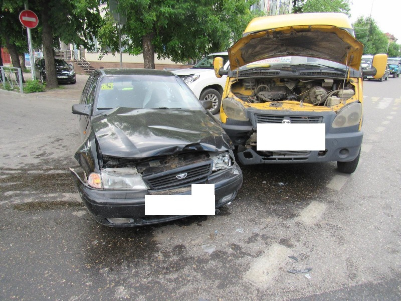 Женщина пострадала в ДТП с маршруткой в Ессентуках