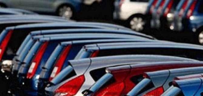 Курс рубля помог вырасти продажам автомобилей в мае