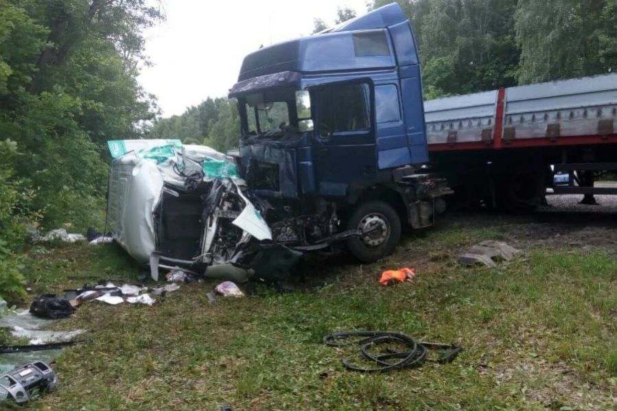 Молодой мужчина погиб в ДТП в Михайловском районе