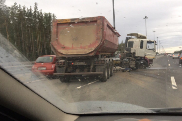 ДТП с грузовиком