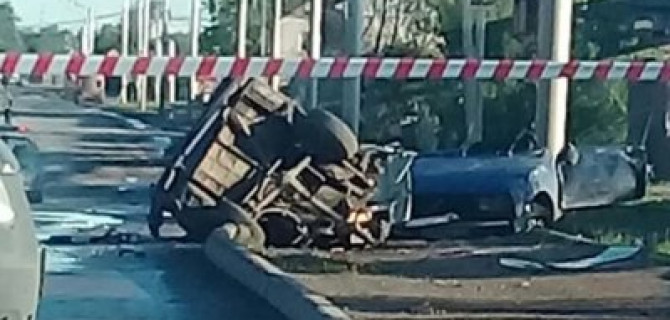 В Уфе ВАЗ разорвало на части – один человек погиб