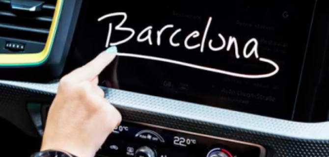 В первом тизере новой Audi A1 написали Барселона поверх Мюнхена