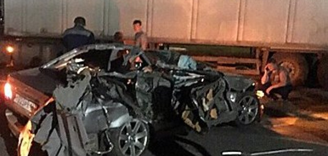 Четыре человека погибли в ДТП с фурой в Подмосковье