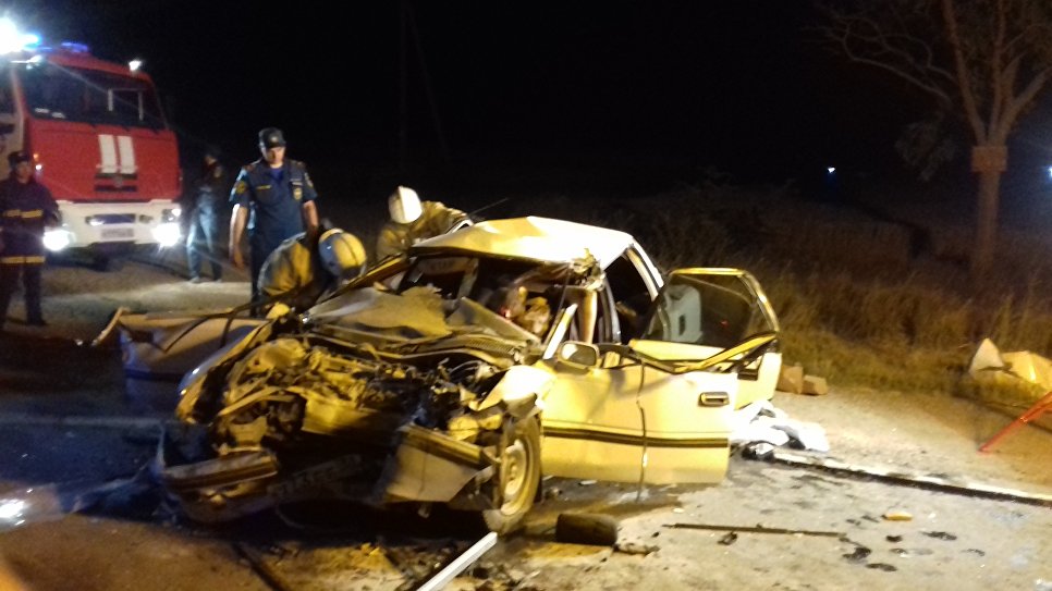 Пять человек погибли в ДТП с грузовиком в Крыму (1)