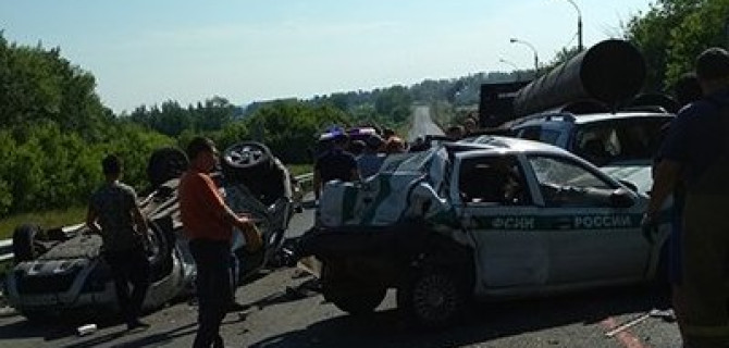 Четыре человека погибли в массовом ДТП в Пензенской области