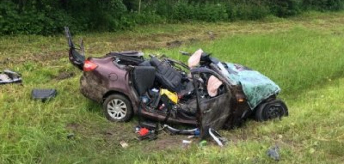 В ДТП с фурой под Ярославлем погиб человек