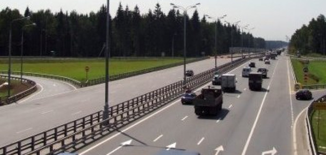 В Латвии выросли штрафы за нарушение правил дорожного движения