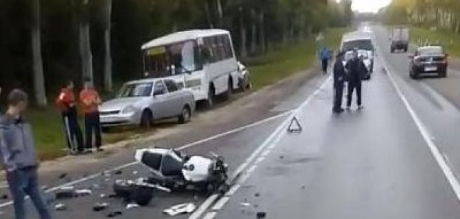 В ДТП с автобусом под Орлом погиб мотоциклист