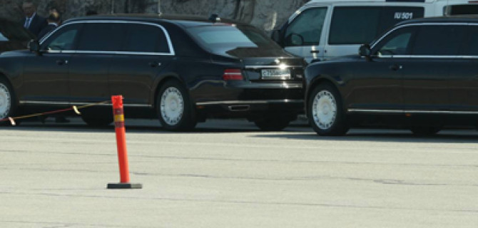 Президентский "Кортеж" впервые задействован в зарубежной поездке Владимира Путина