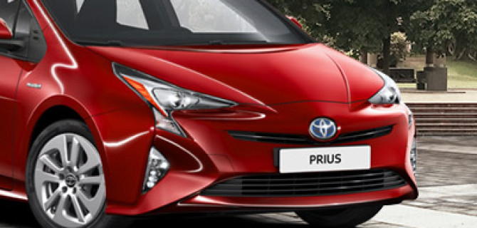 Toyota Prius: первый массовый "гибрид" 