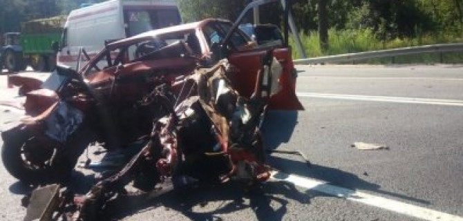 Водитель ВАЗа погиб в ДТП в Ленобласти