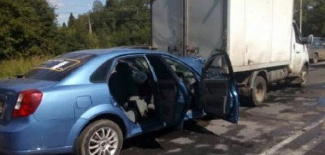 В ДТП под Костромой пострадали три человека