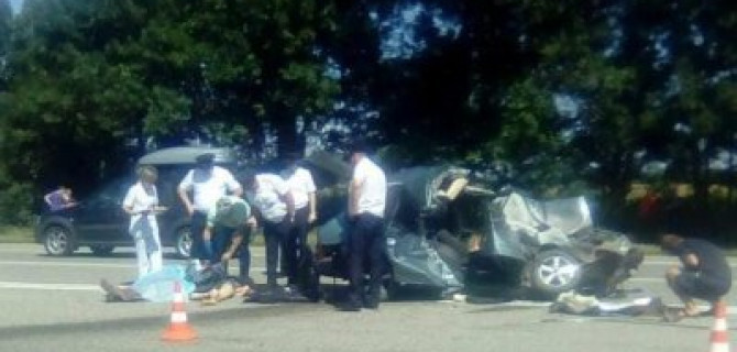 Два человека погибли в ДТП с бетономешалкой в Курганинском районе