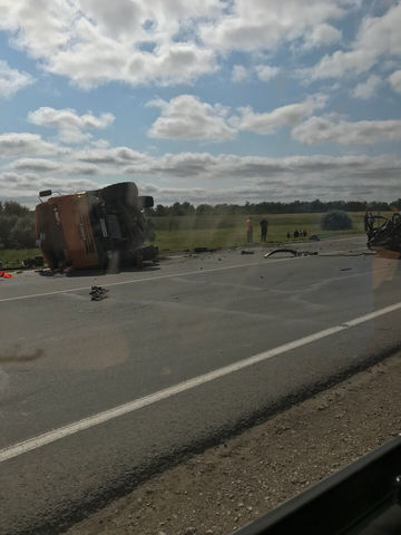 Три человека погибли в ДТП под Саратовом (2)
