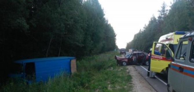 В ДТП под Костромой пострадали три человека