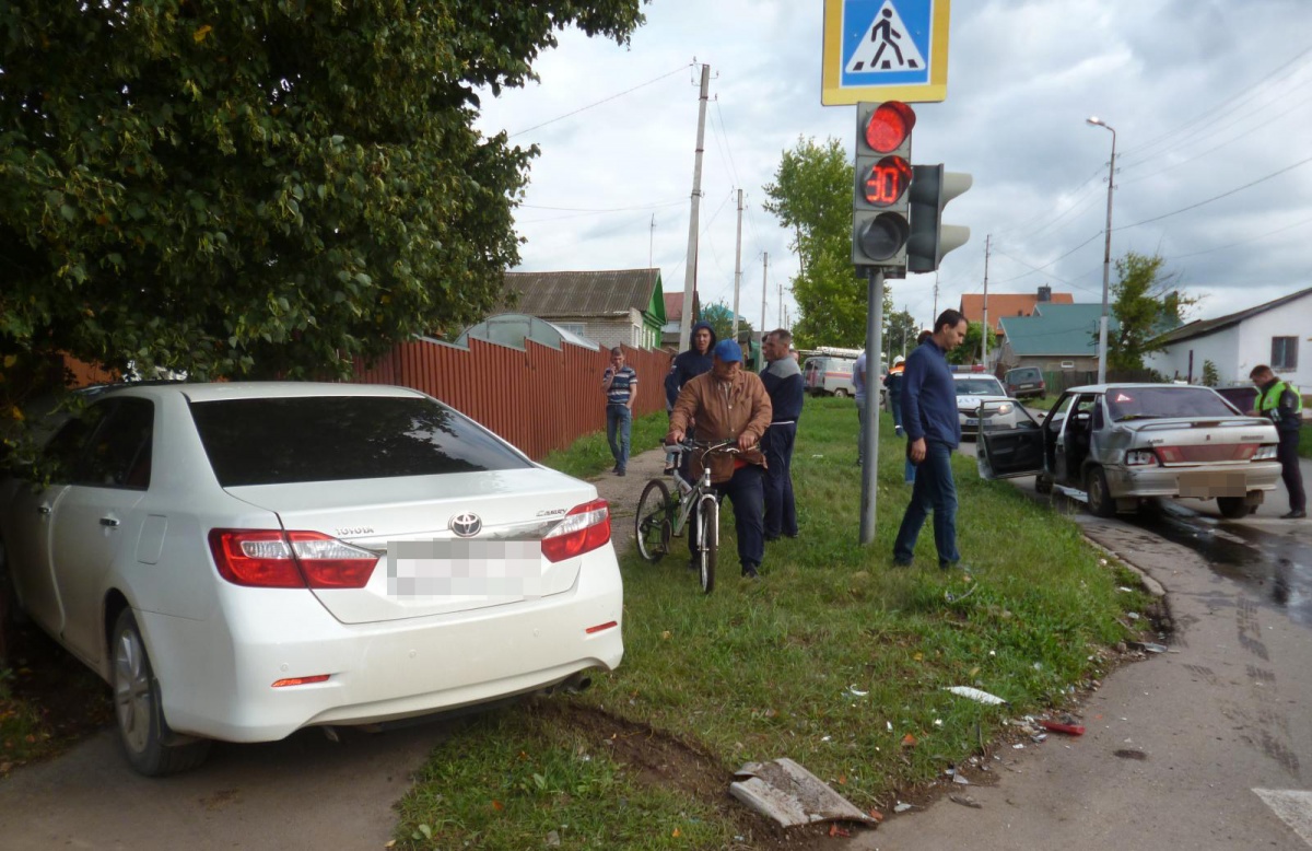 2-летняя девочка пострадала в ДТП в Башкирии (1)