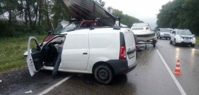 В Кировском районе Ленобласти в ДТП погиб человек